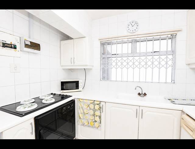 2 BEDROOM APARTMENT FOR SALE IN MORNINGSIDE